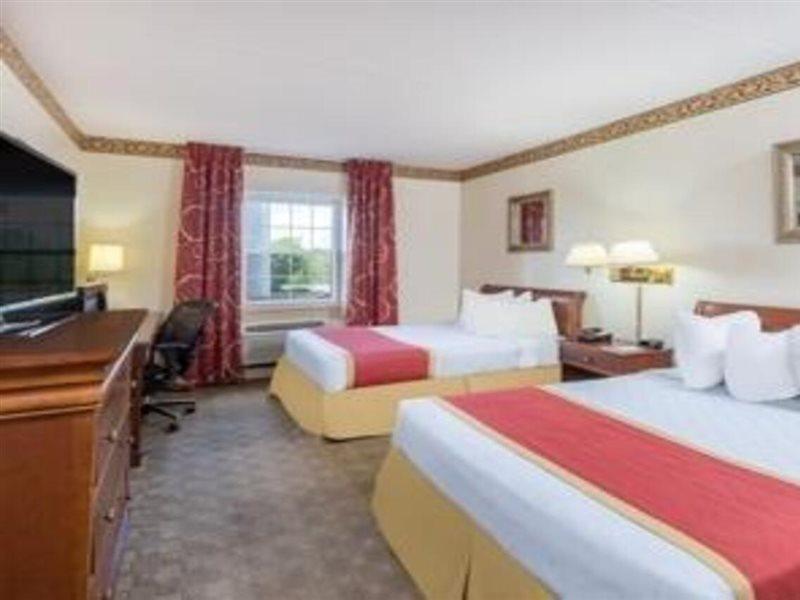 Ramada Conference Center 호텔 모건타운 외부 사진