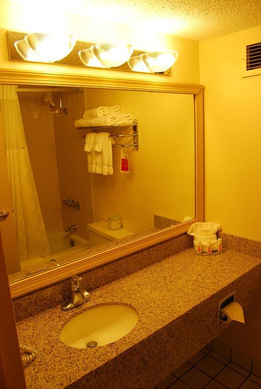 Ramada Conference Center 호텔 모건타운 외부 사진